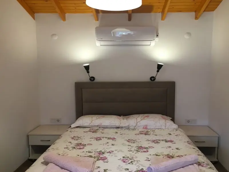 Natureland Efes Pension 17