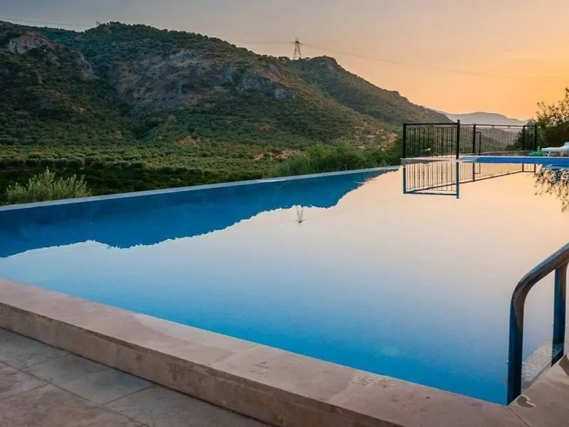 Natureland Efes Pension 6