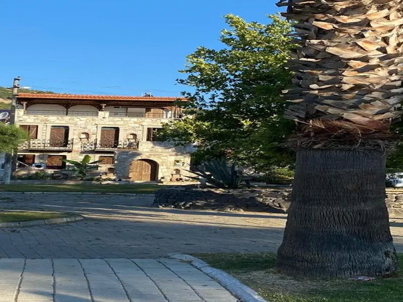 Ionia Liberty Stone Hotel 9