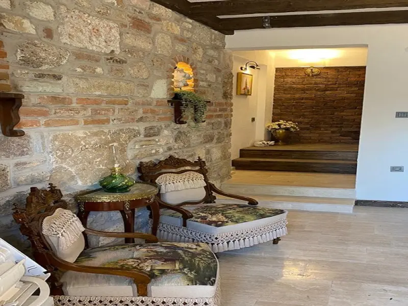 Ionia Liberty Stone Hotel 10