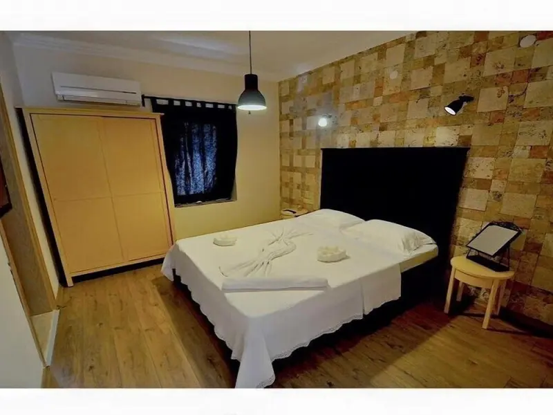 Lithos Otel 4