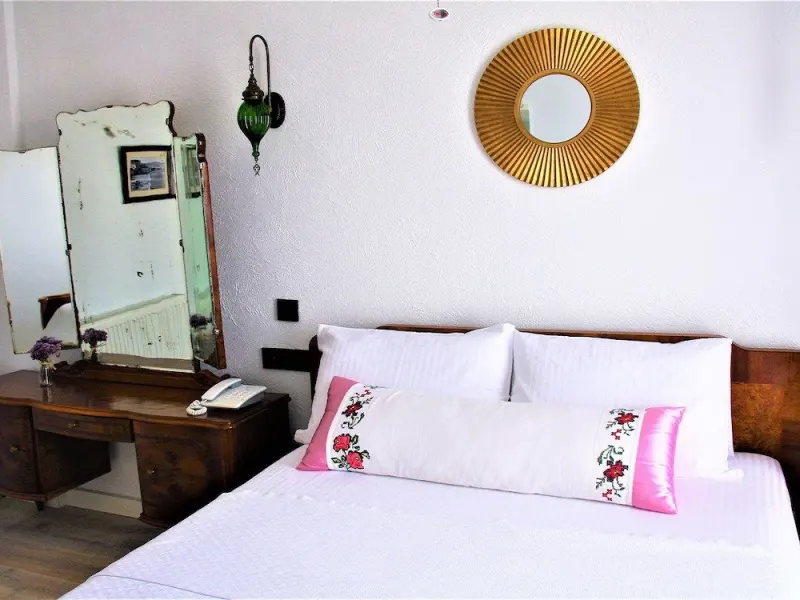 Foça Otel 1887 25