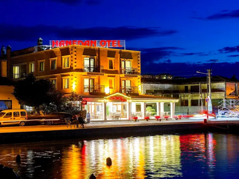 Hanedan Hotel 22