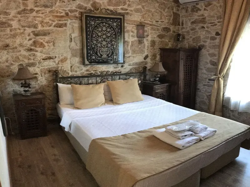 Foca Antik Otel 15