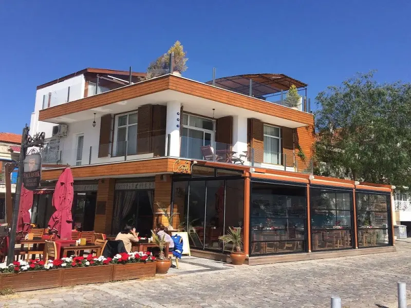 Foca Antik Otel 7