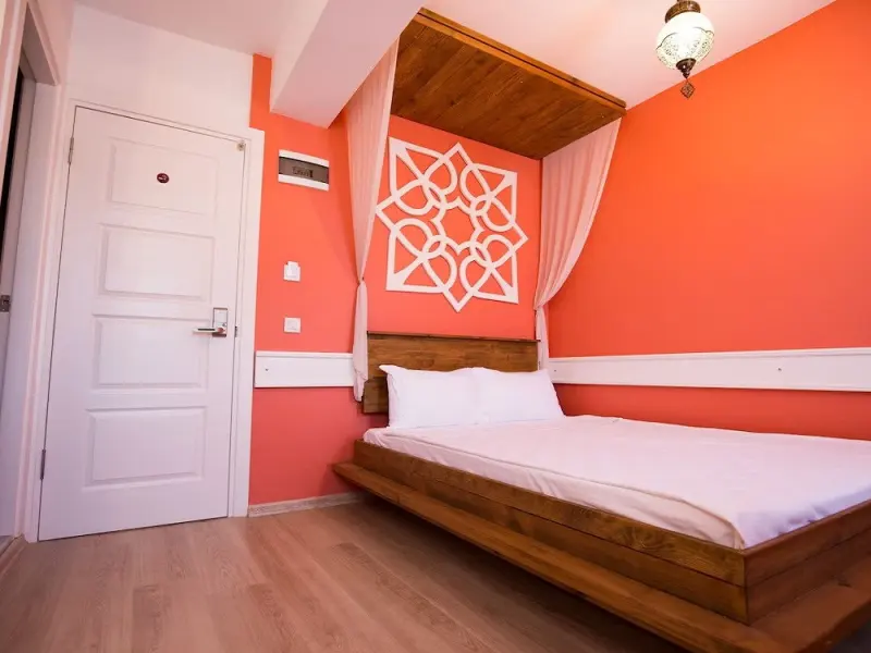 Menendi Otel 11