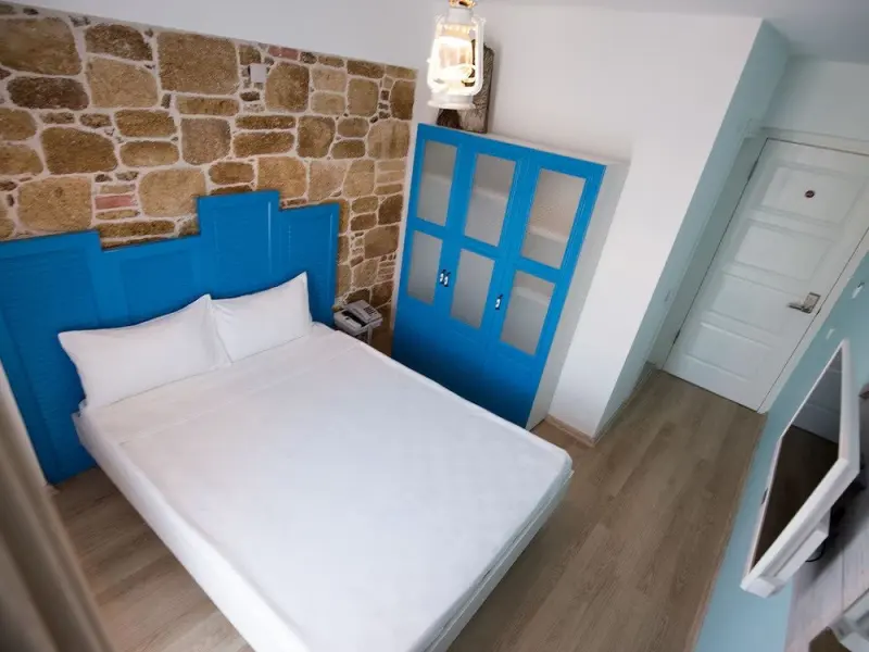 Menendi Otel 2