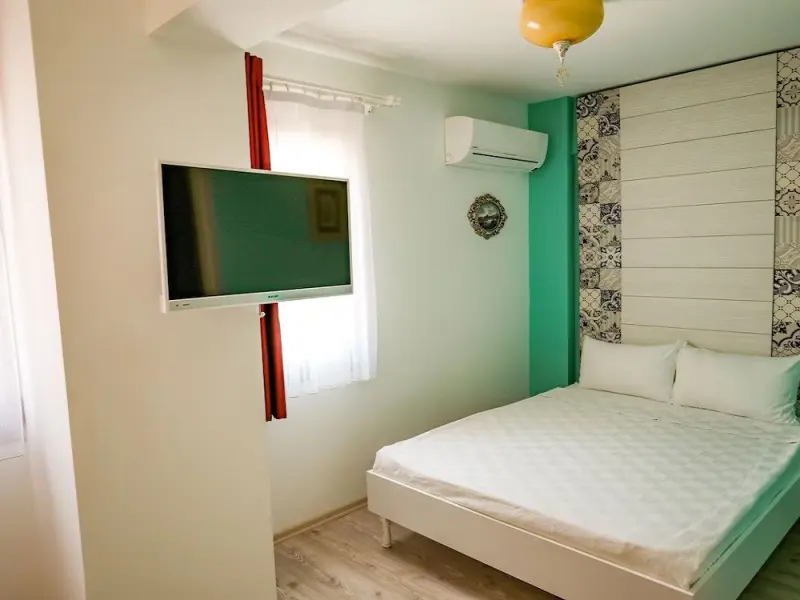 Menendi Otel 3