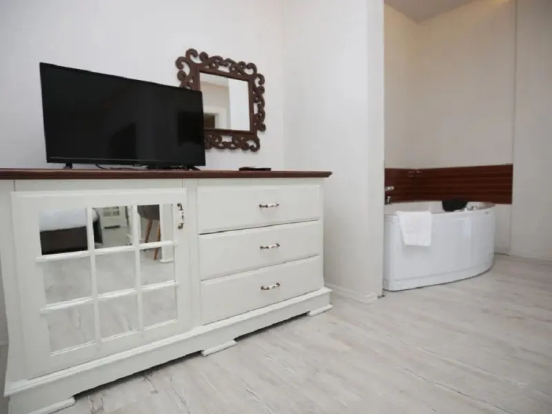Varia Otel 11