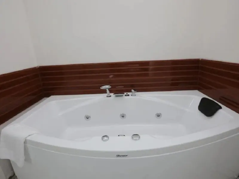 Varia Otel 12