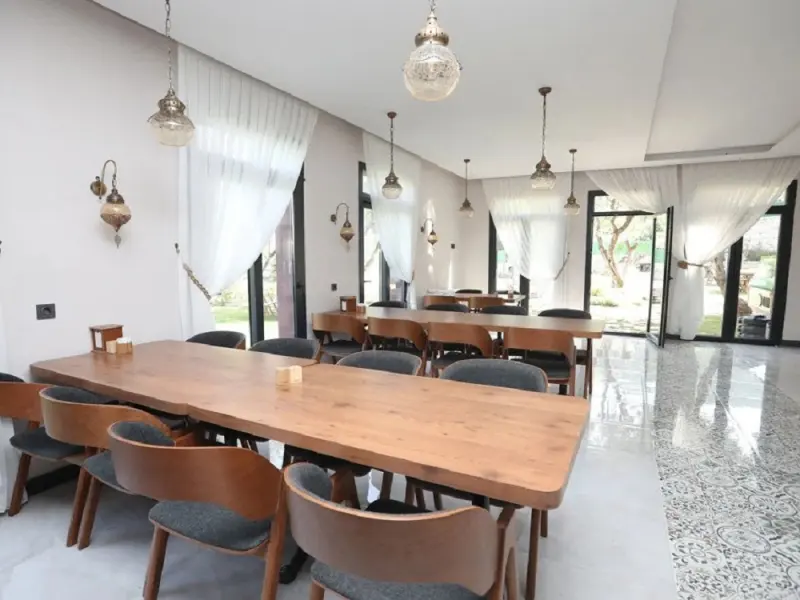 Varia Otel 6