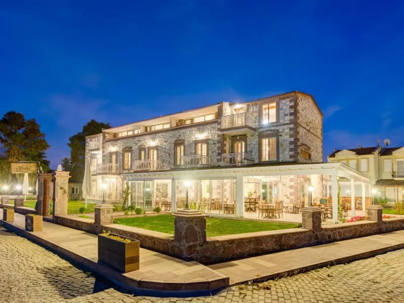 Navalia Otel 17