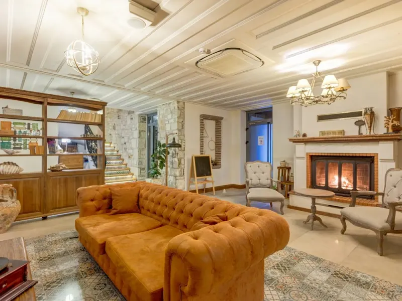 Navalia Otel 18