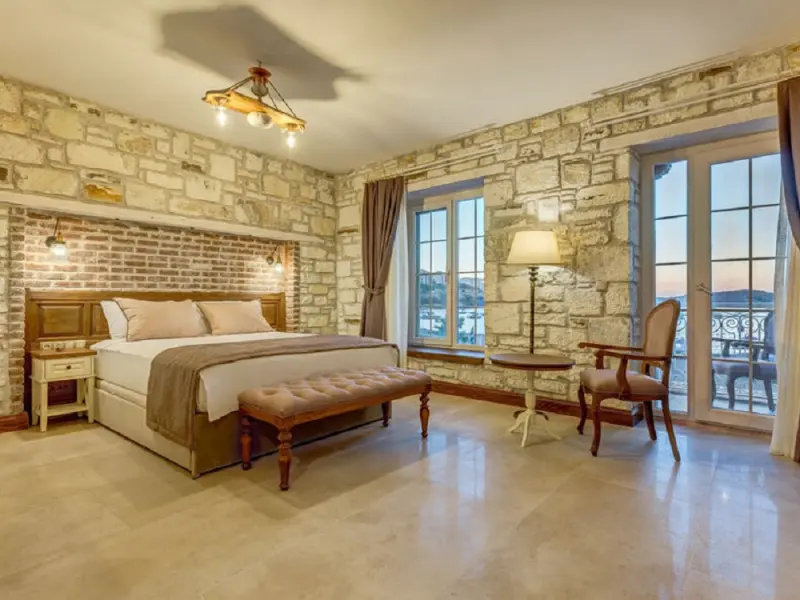 Navalia Otel 21