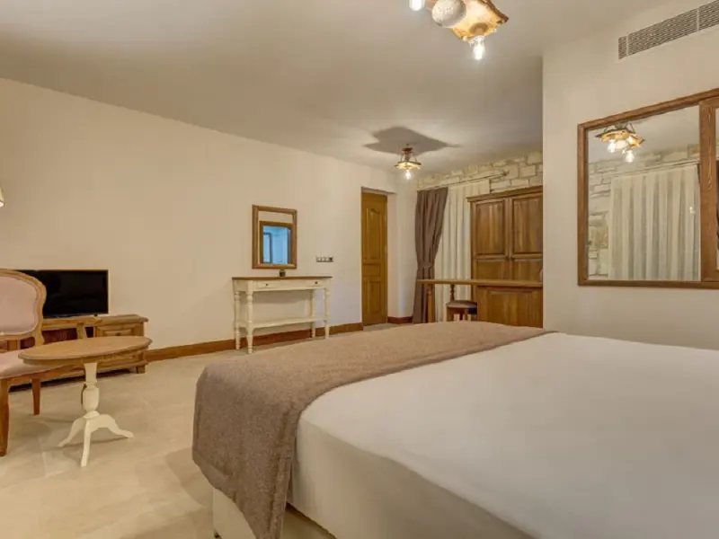 Navalia Otel 27