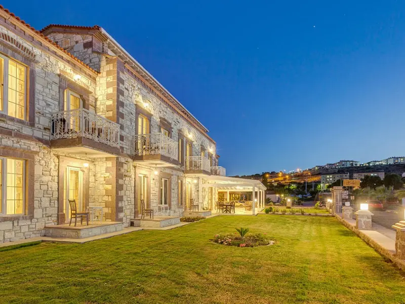 Navalia Otel 10