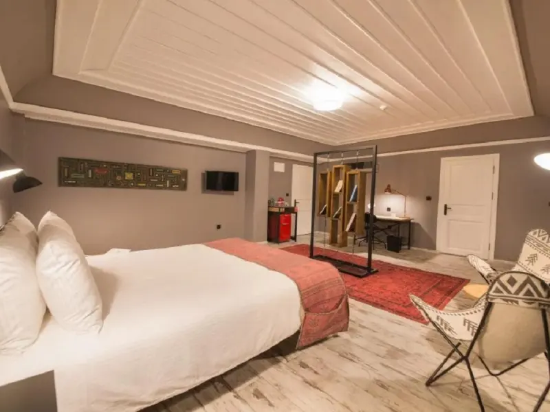 Garp Hotel 4