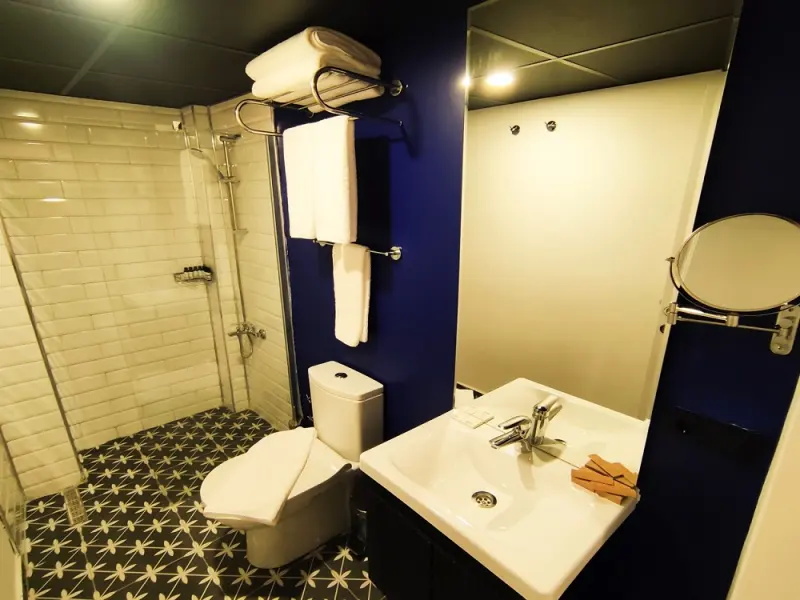 Think Hotel 5