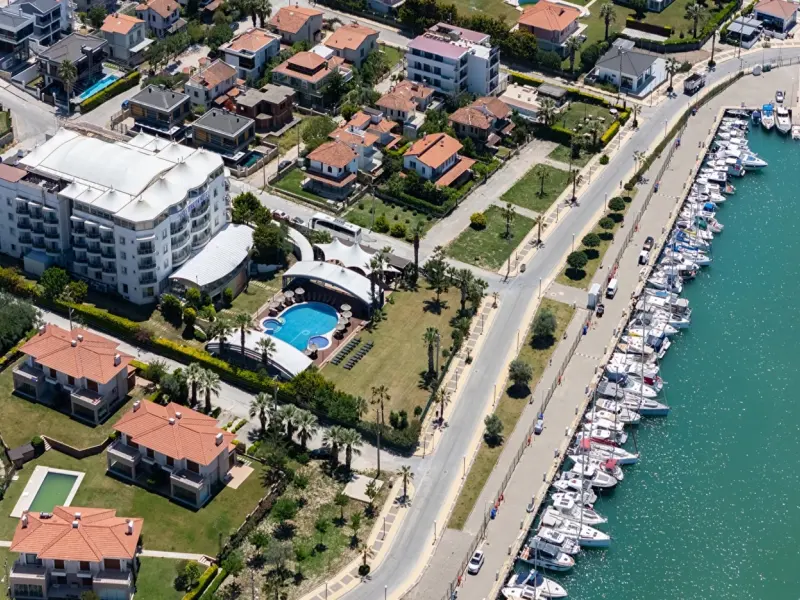 Sisus Marina & Beach Çeşme 9
