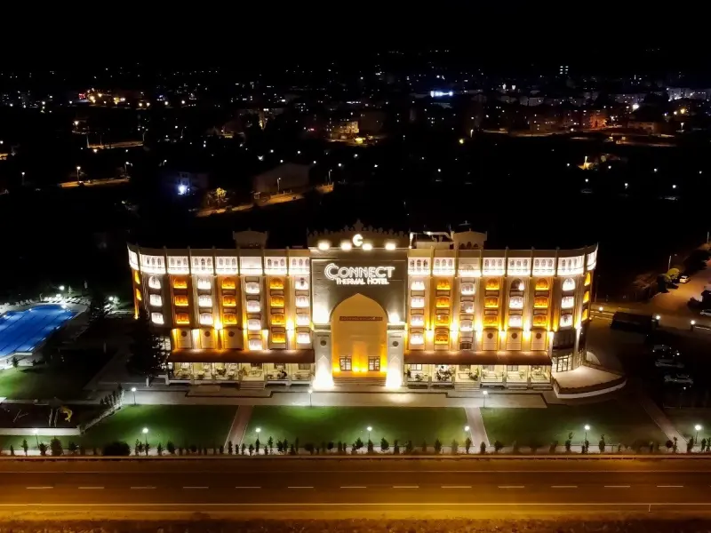 Connect Thermal Hotel 8