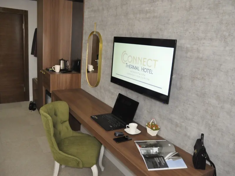 Connect Thermal Hotel 10