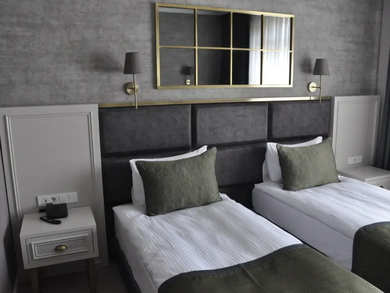 Connect Thermal Hotel 35