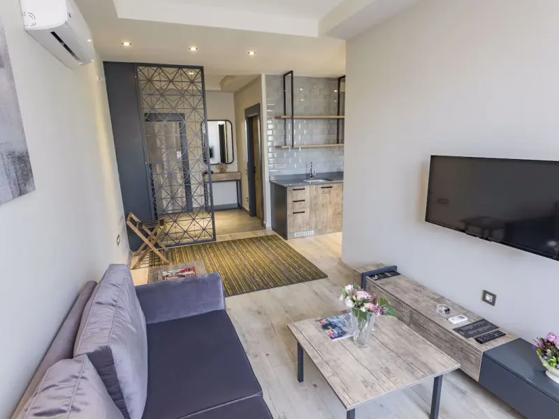 Shimall Hotel 5