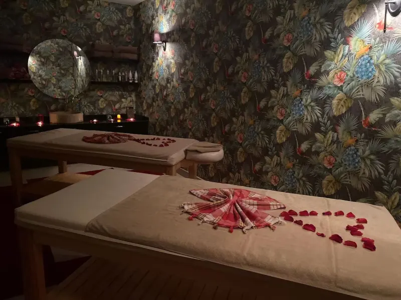 Shimall Hotel 6