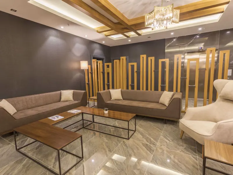 Shimall Hotel 28