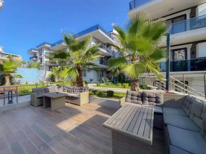 Flower City Suites 11