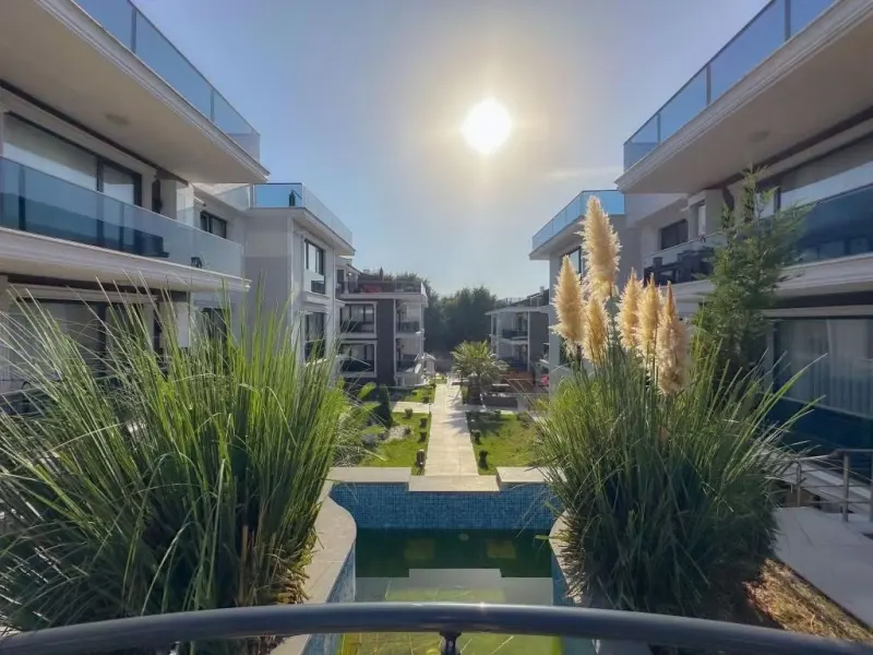 Flower City Suites 17