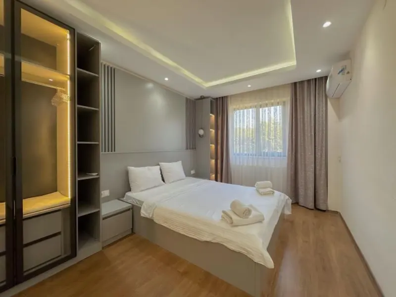 Flower City Suites 21