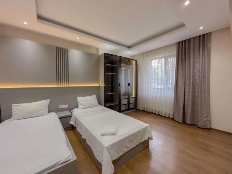 Flower City Suites 29