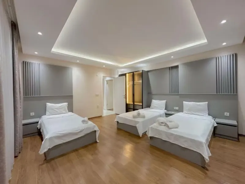Flower City Suites 56