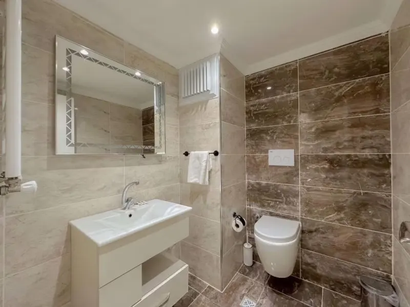 Flower City Suites 70