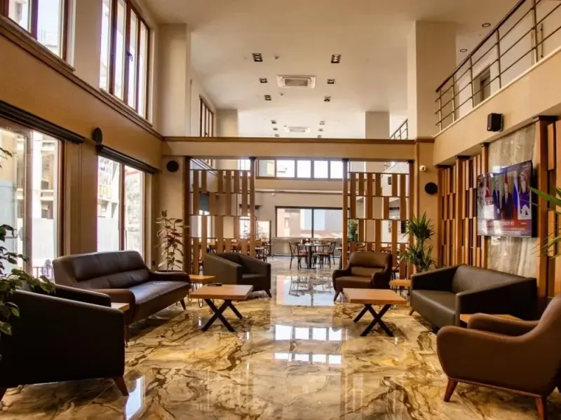 Grand Business Hotel 1