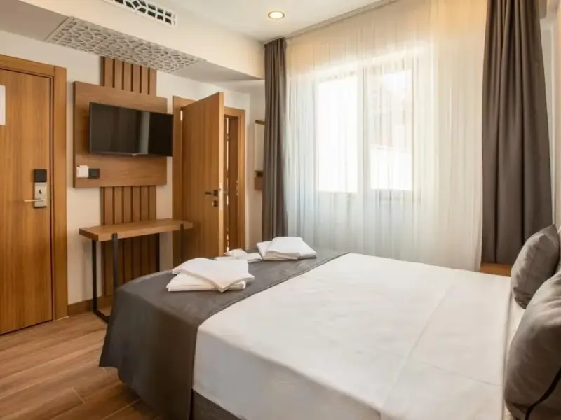 Grand Business Hotel 11