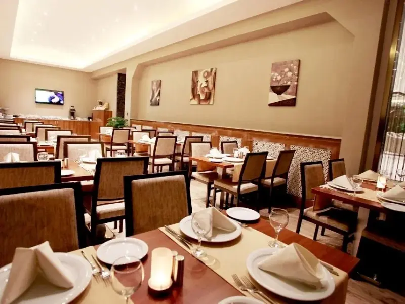  Grand Pietra Hotel 3