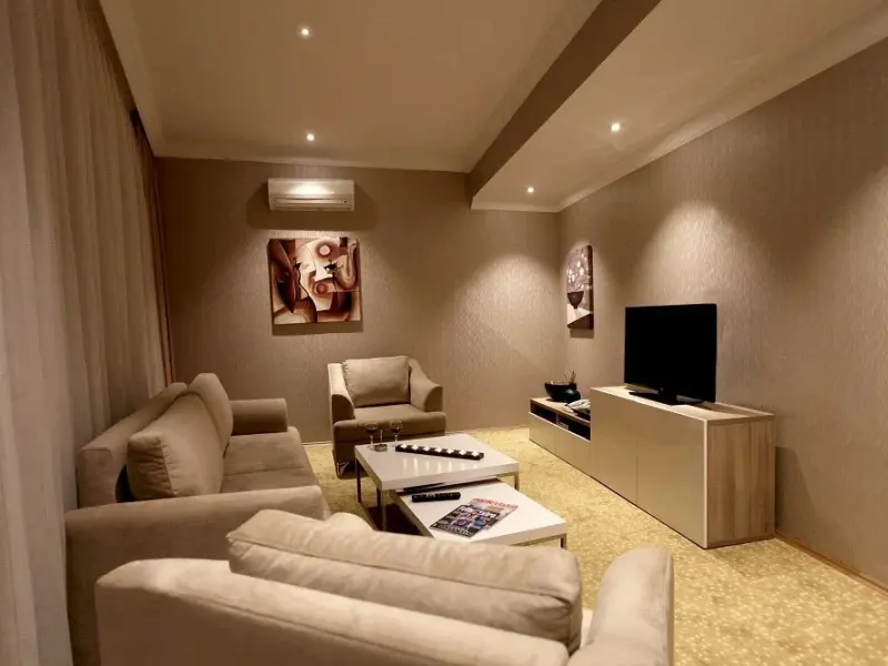  Grand Pietra Hotel 17