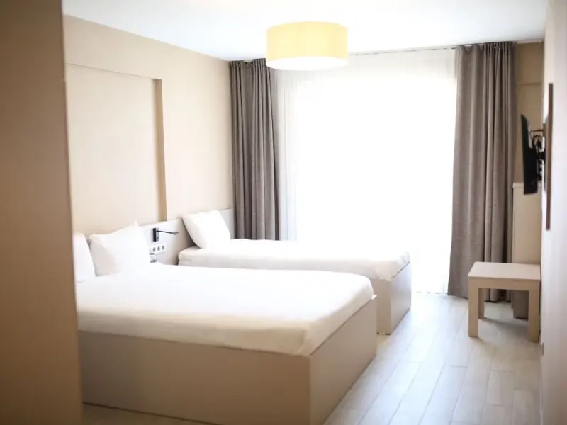 Otel Çınas 10