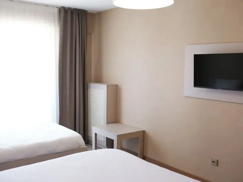Otel Çınas 11