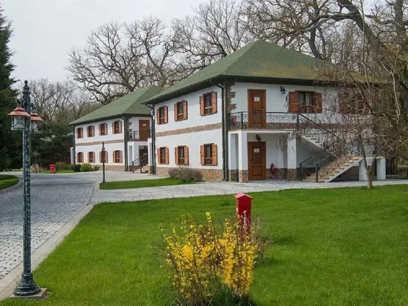 River Inn Resort and Spa 11