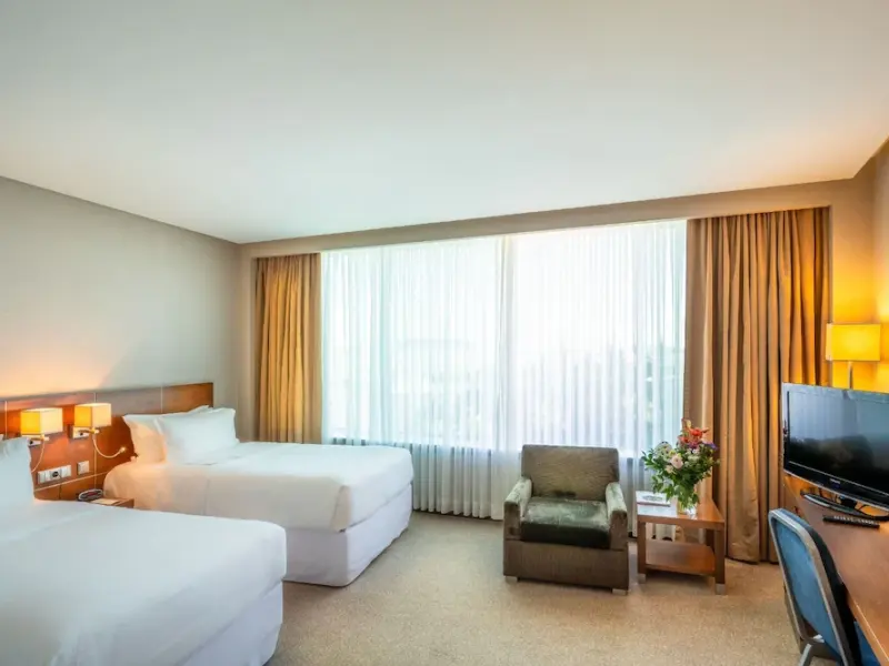 Fly Inn Baku 2