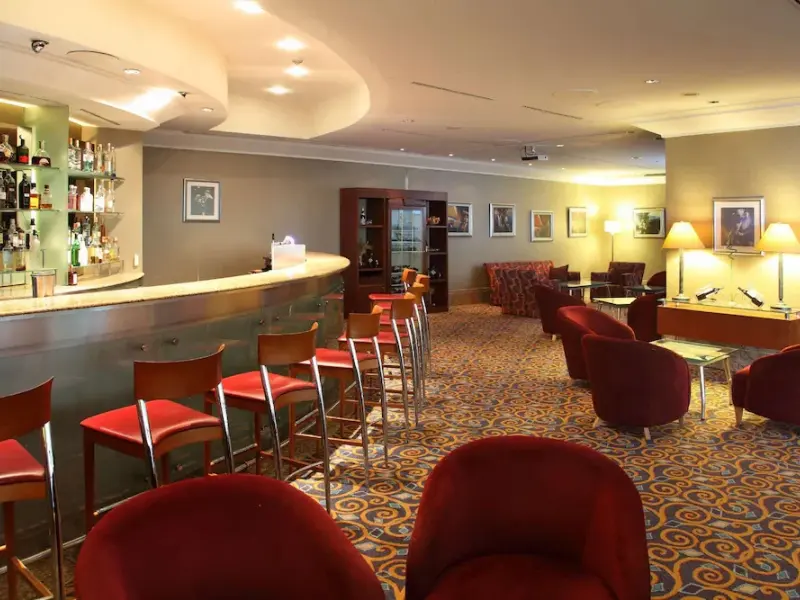 Adana HiltonSA 8