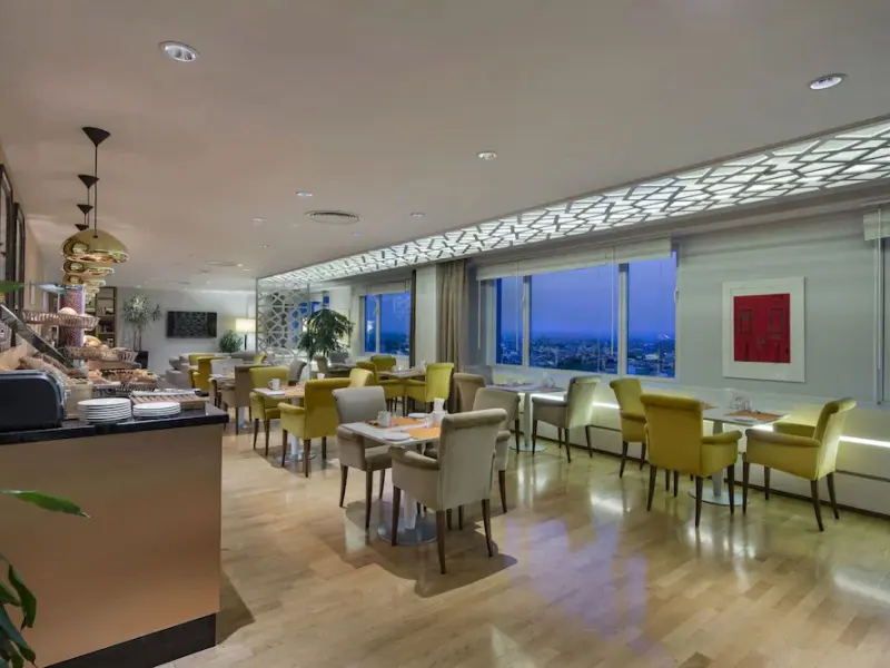Adana HiltonSA 7