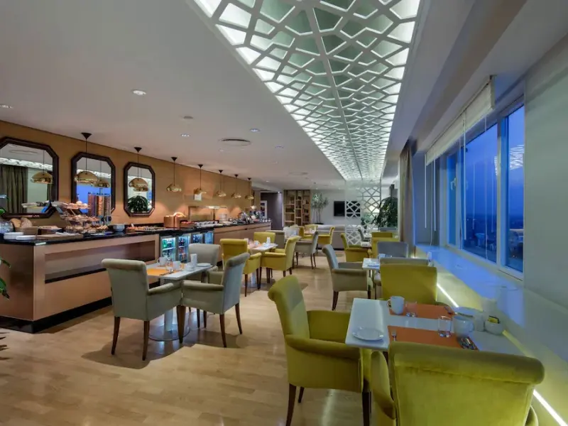 Adana HiltonSA 9