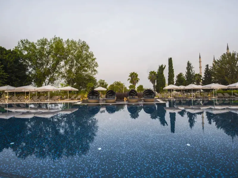 Adana HiltonSA 12