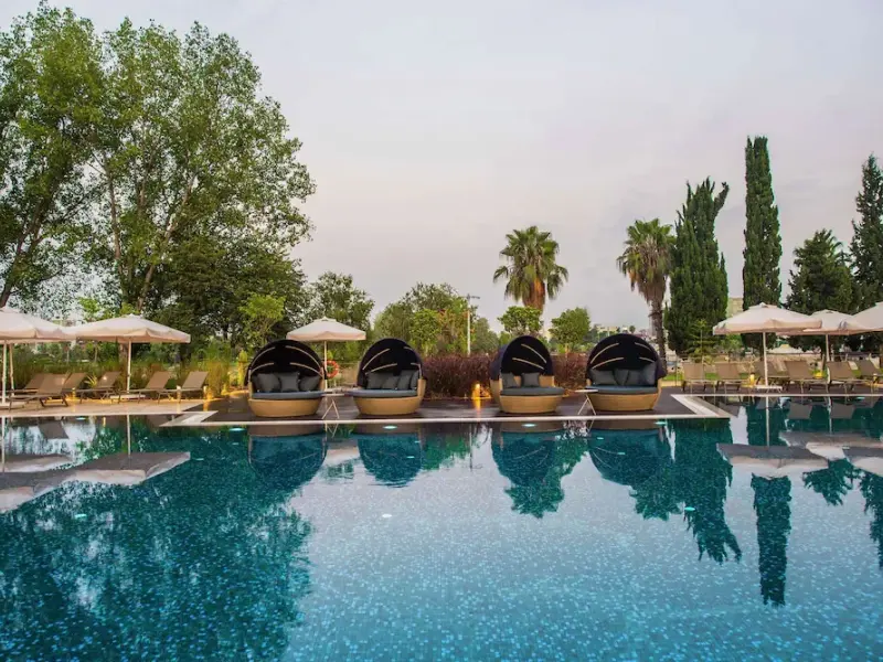 Adana HiltonSA 73