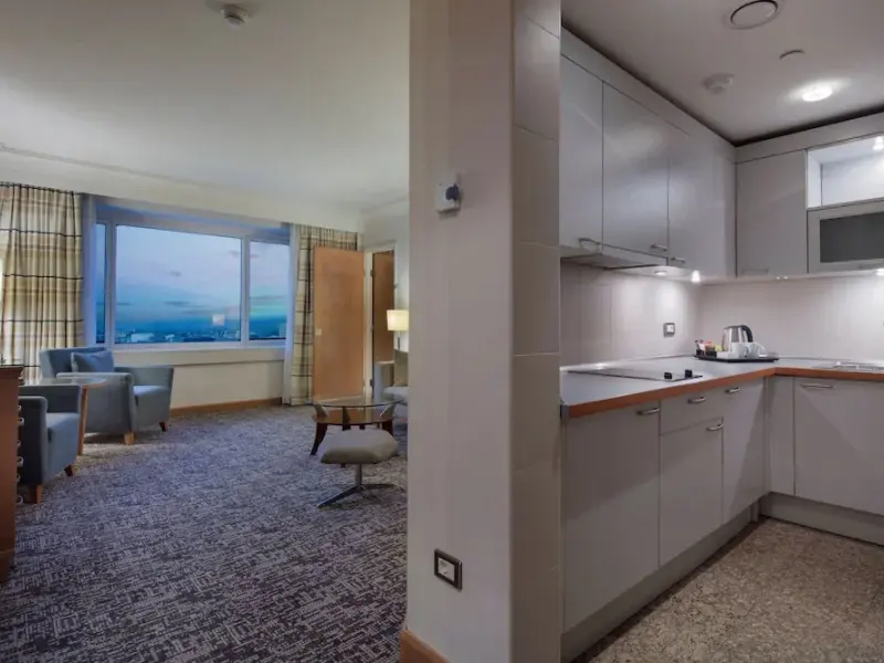 Adana HiltonSA 75