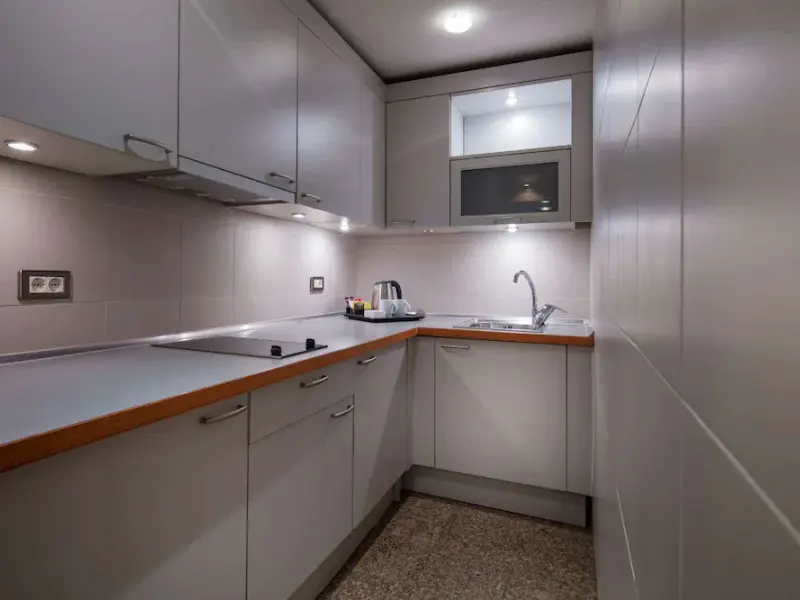 Adana HiltonSA 81